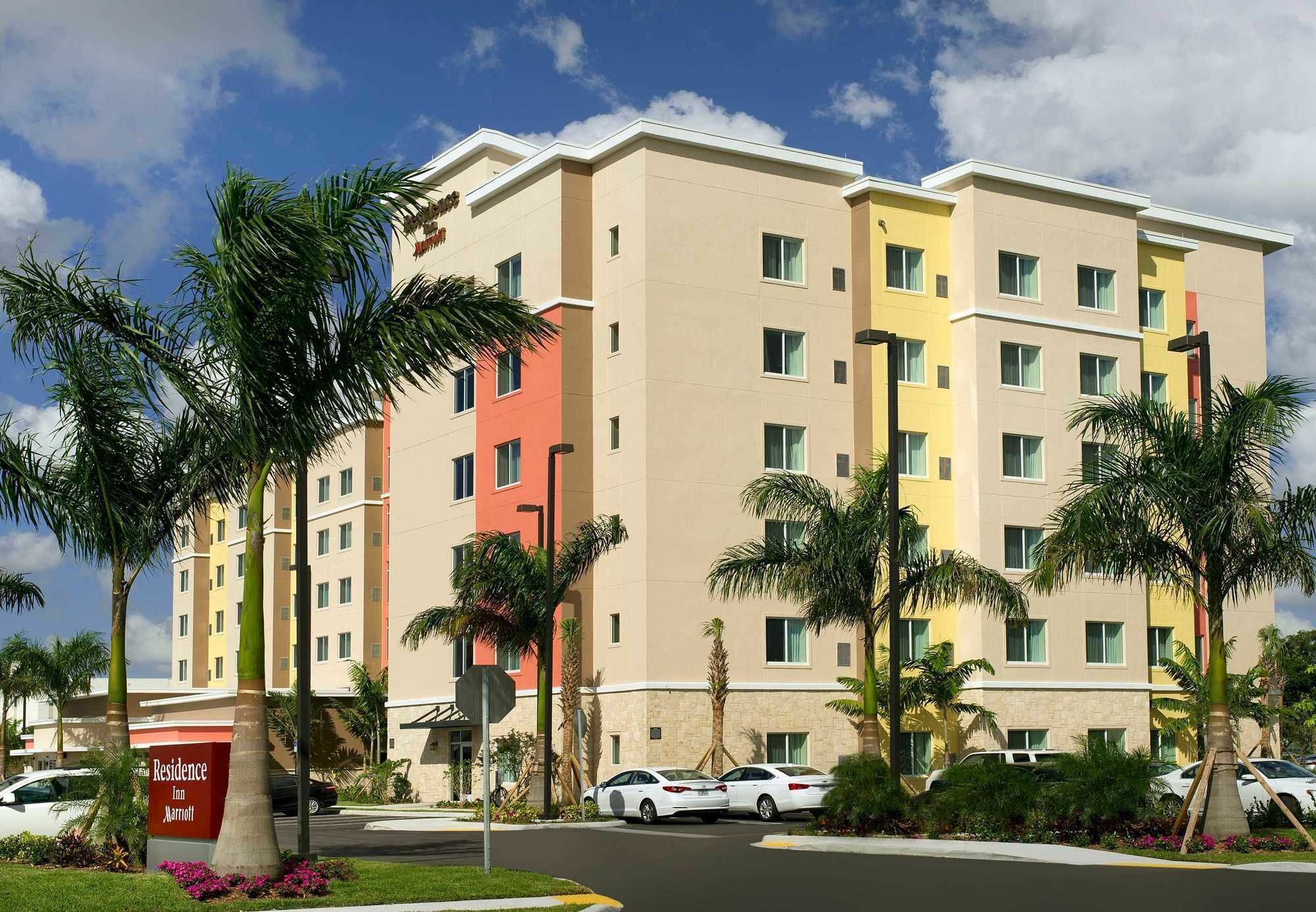 Residence Inn By Marriott Miami Airport West/Doral Exterior foto